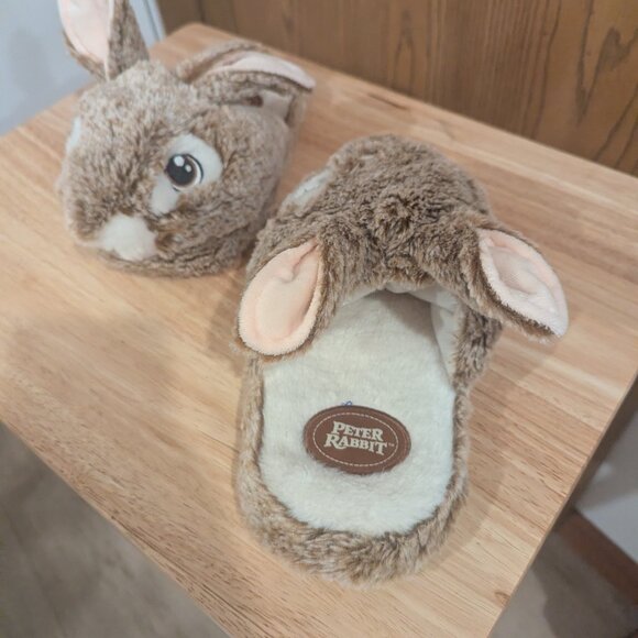 Peter Rabbit Children's Slippers-Soft and Cuddly Size Medium (13-1) - Picture 2 of 5